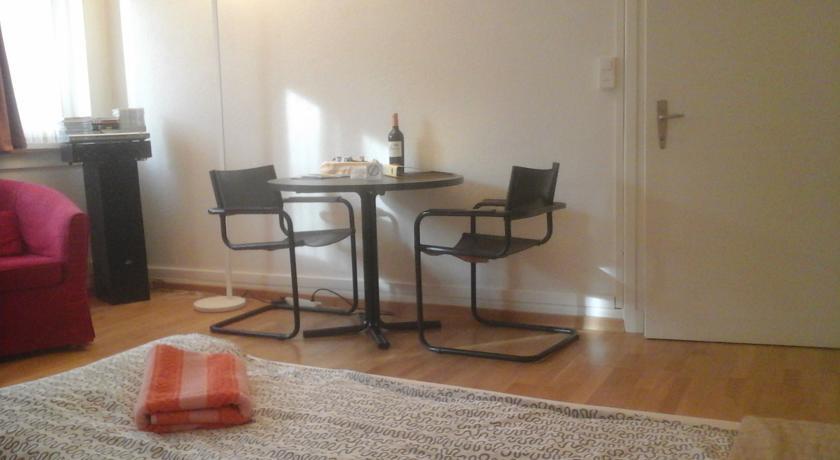 Garden Studio Apartment Zuerichberg ภายนอก รูปภาพ